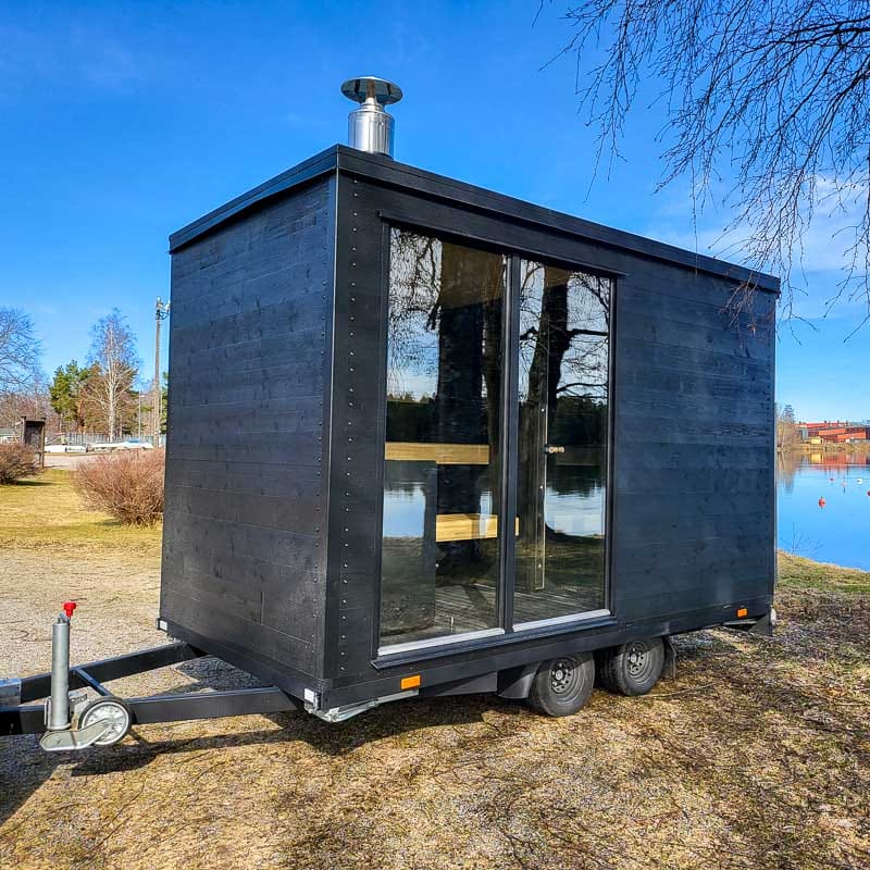 Bastutrailer-med-helglas